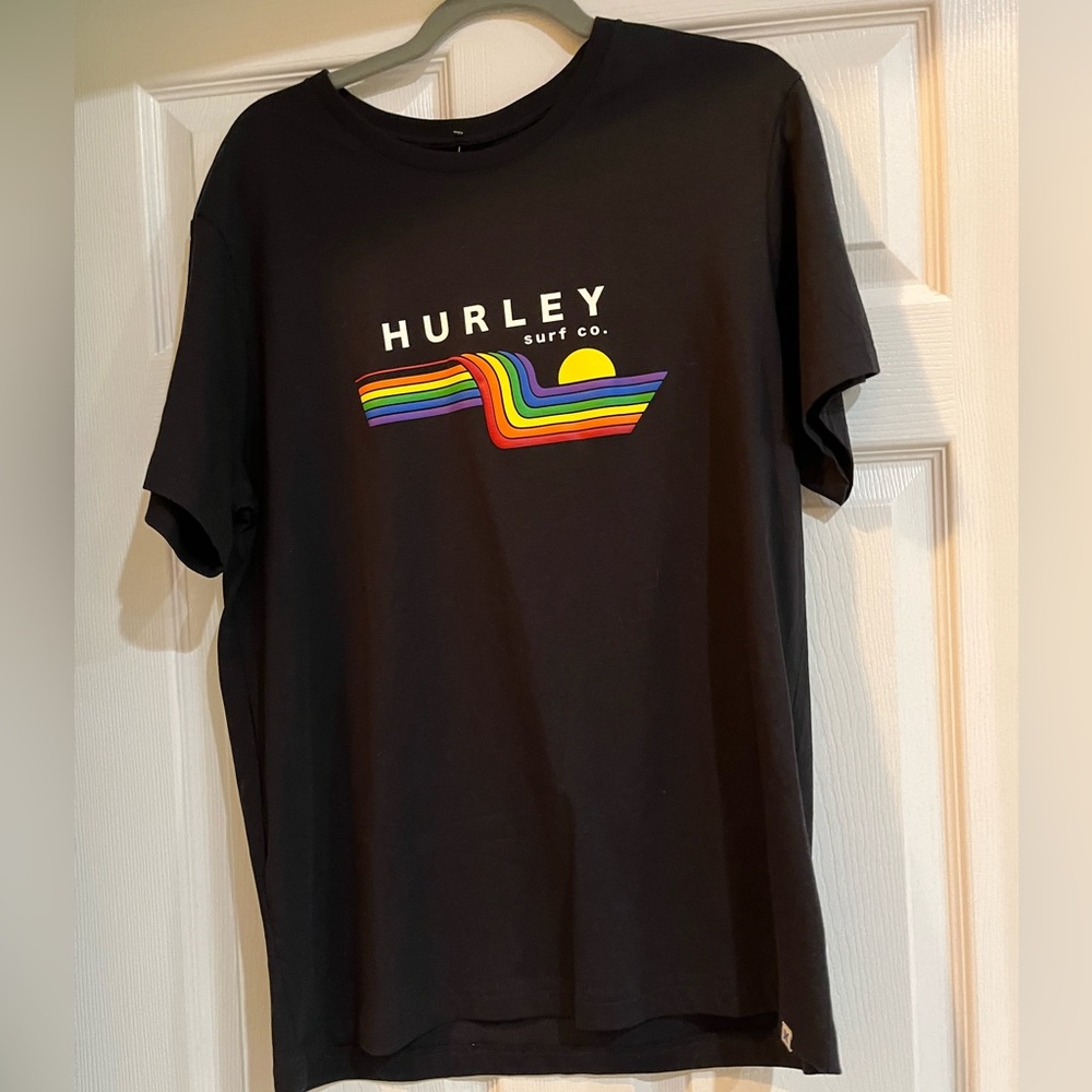 Hurley Rainbow Pride with Sun black T-shirt Large